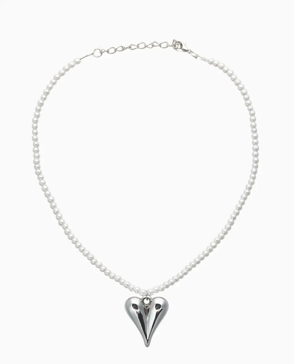 

Чокер, Белый