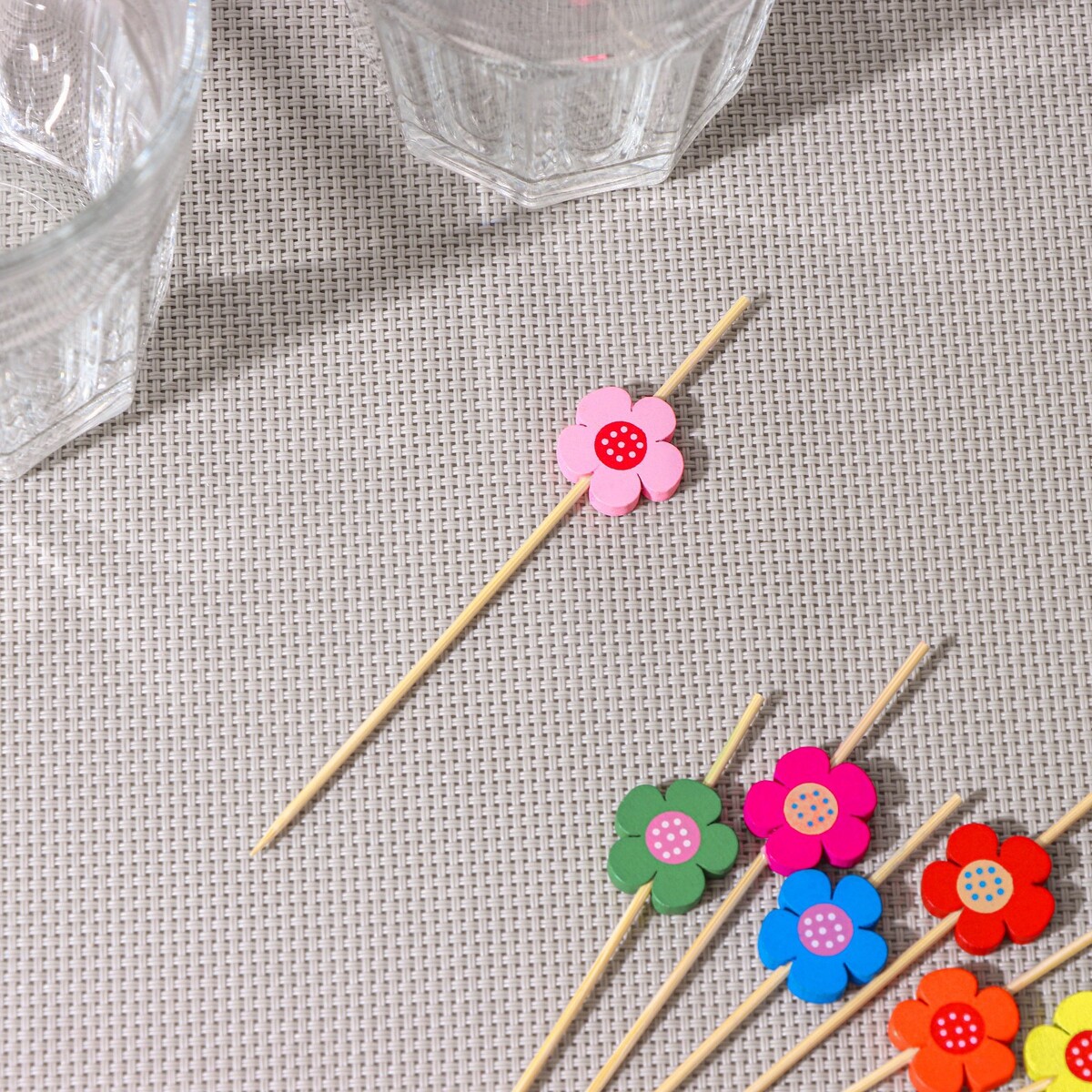 

Шпажки доляна, Разноцветный;бежевый