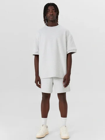 Комплект мужской серый: футболка и шорты