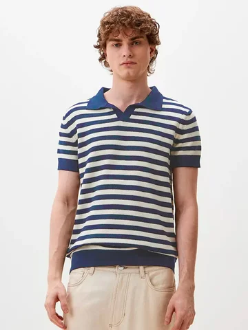 Футболка вязаная