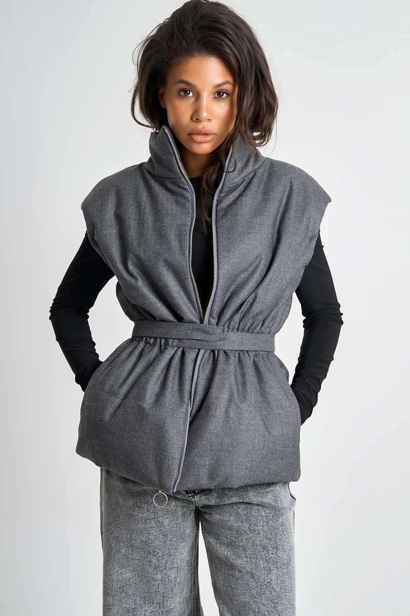 

Жилет, Серый