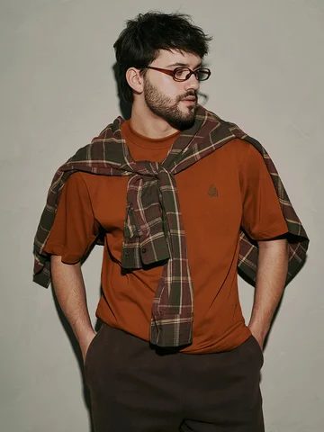 Футболка мужская коричневая