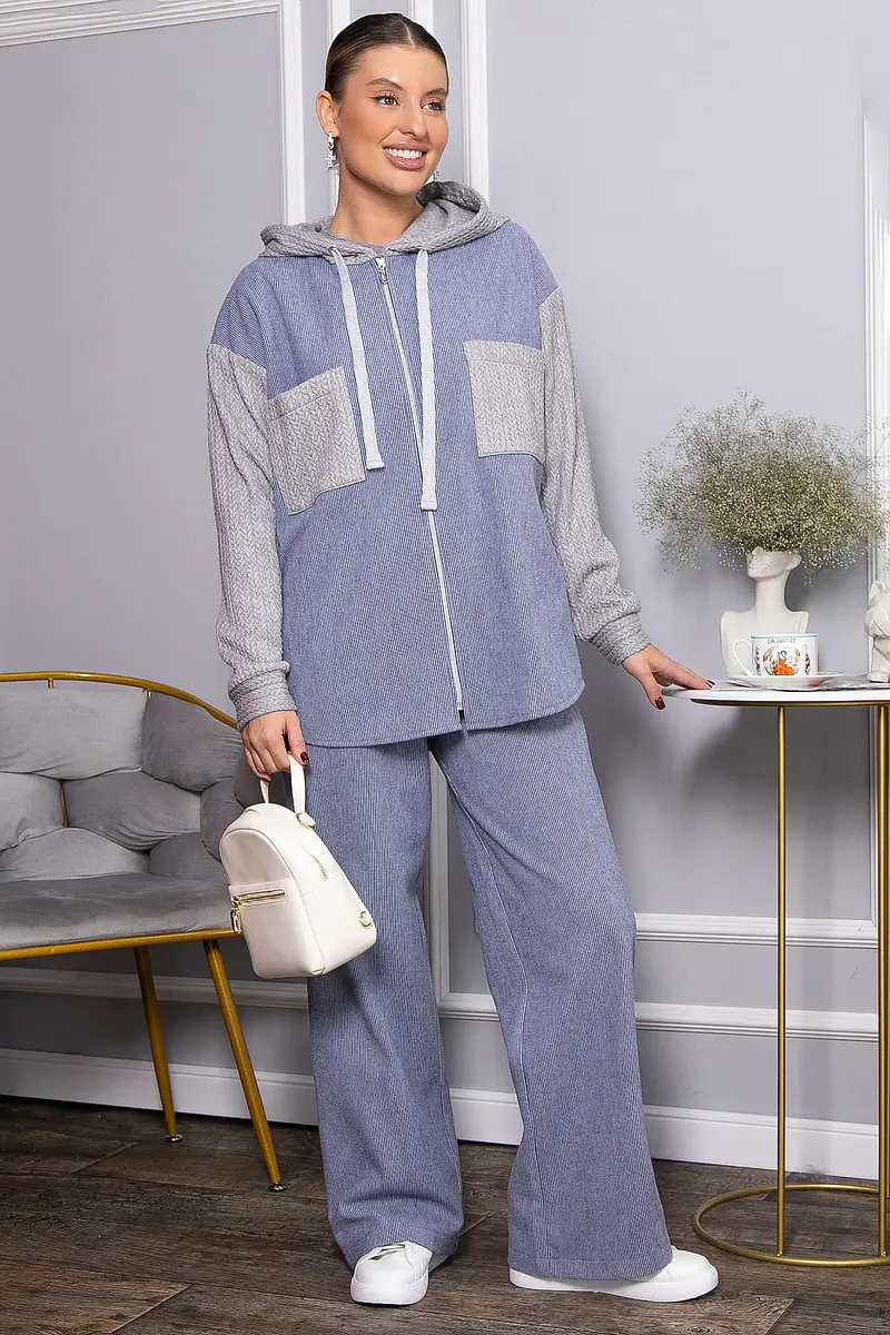 

Костюм, Голубой