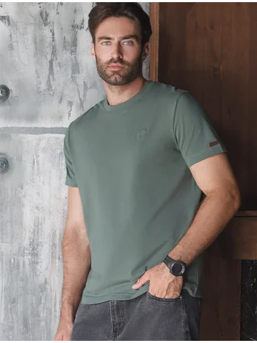 Футболка VILATTE