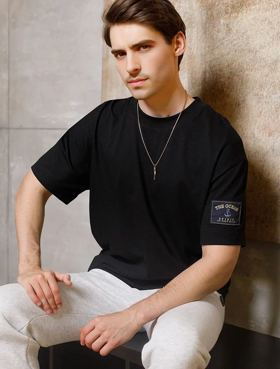 

Футболка, Черный