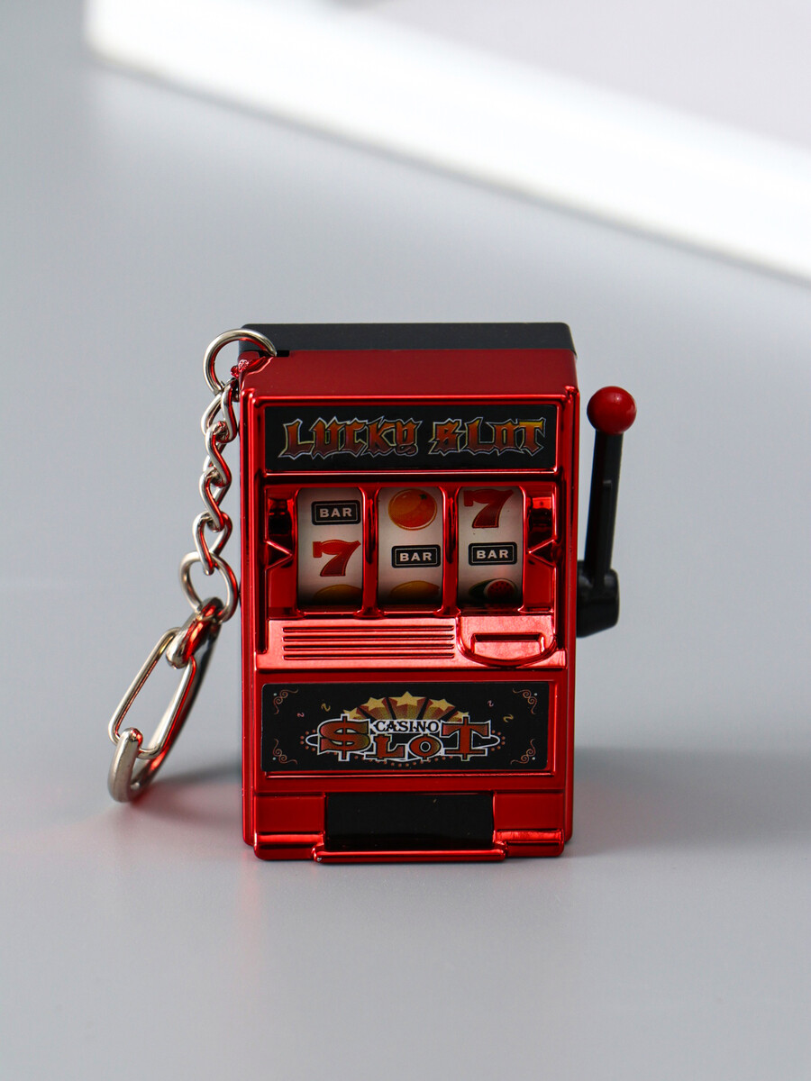 

Брелок для ключей на карабине, Красный