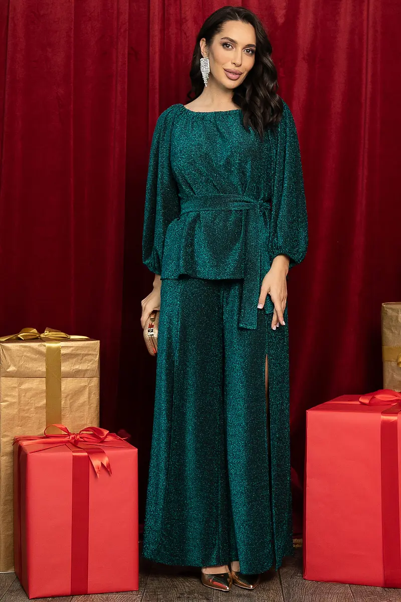 

Костюм, Зеленый