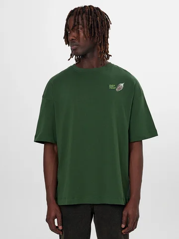 Футболка мужская зеленая с принтом