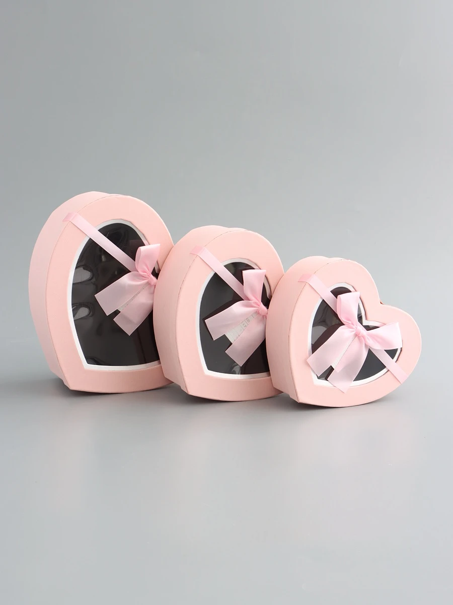 

Набор коробок 3 в 1 сердца 22 х 20 х 9; 18.5 х 17 х 7.5; 1 6 х 14 х 6 см