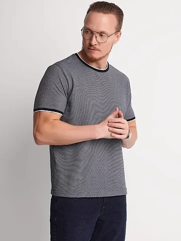 Футболка CLEVER