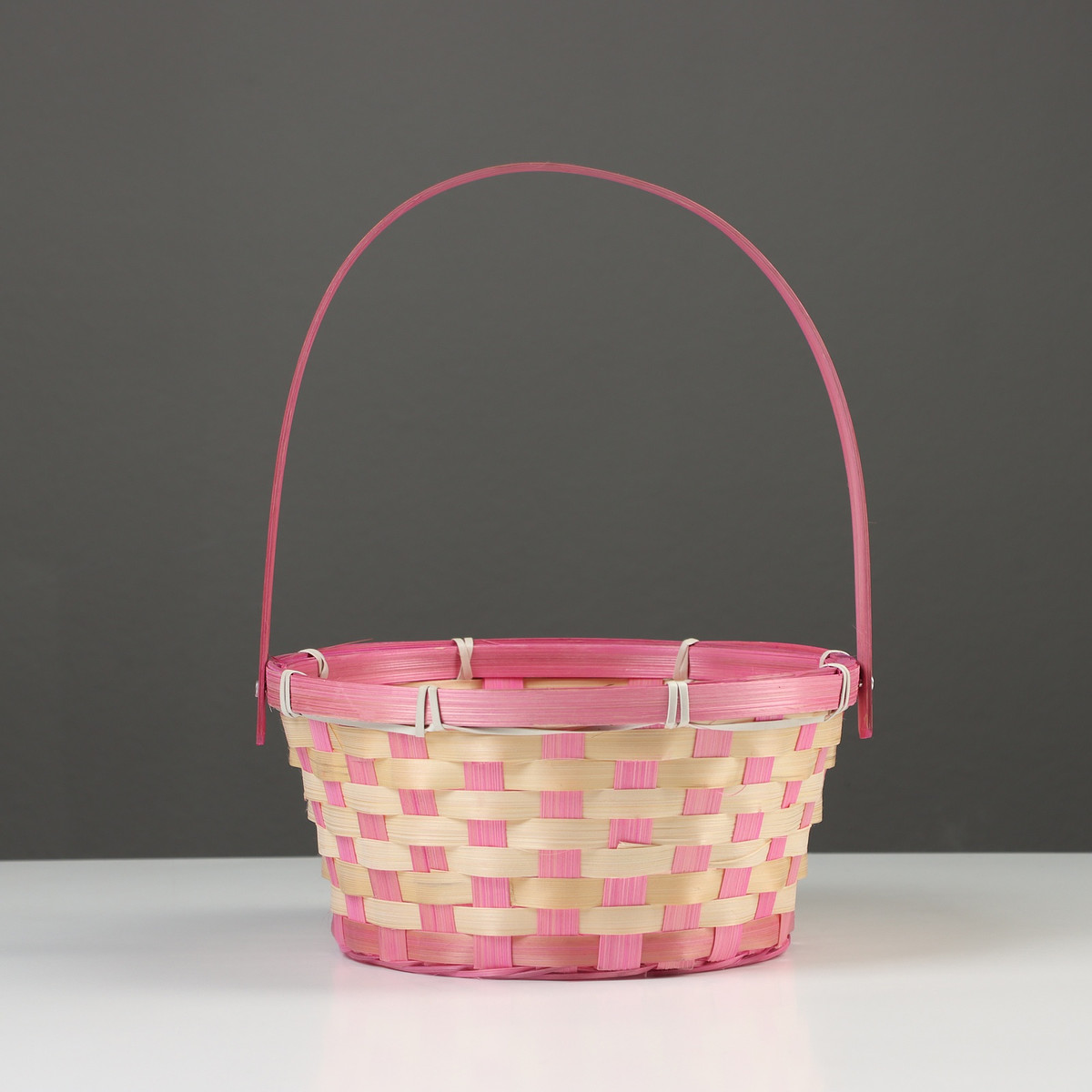 

Корзина плетеная, бамбук, 21×21×10/24 см, розовая, Розовый;бежевый