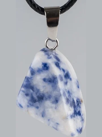 Кулон камень