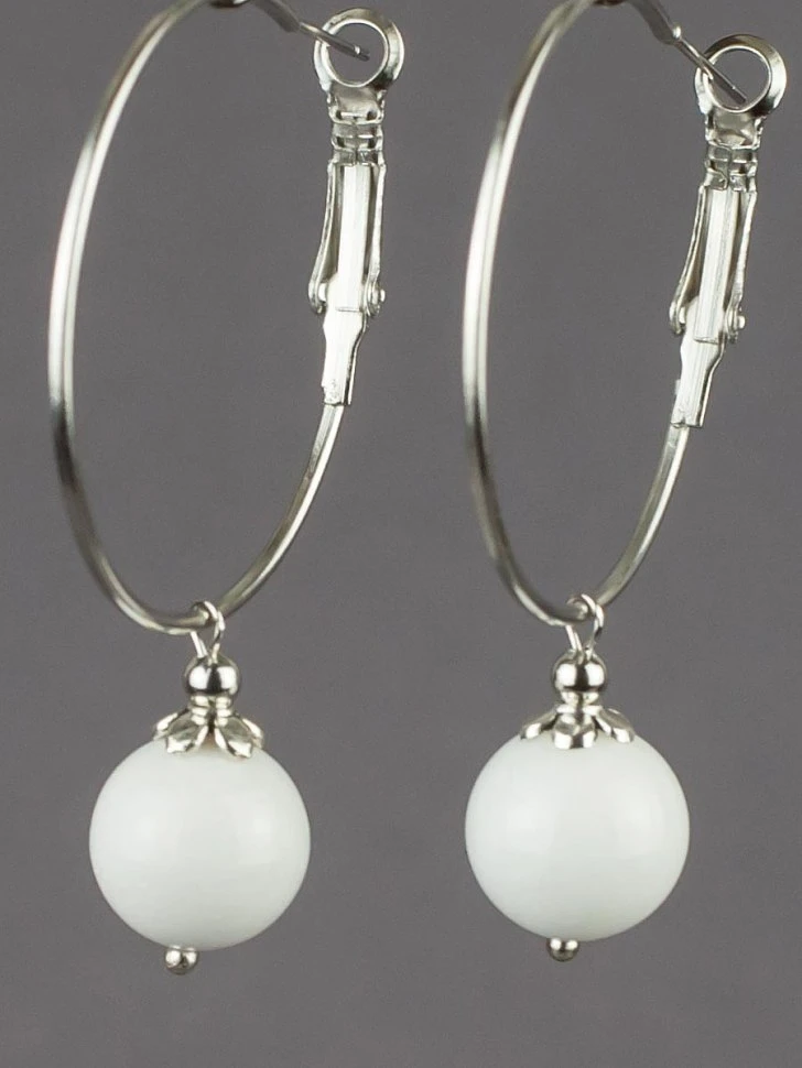 

Серьги, Белый