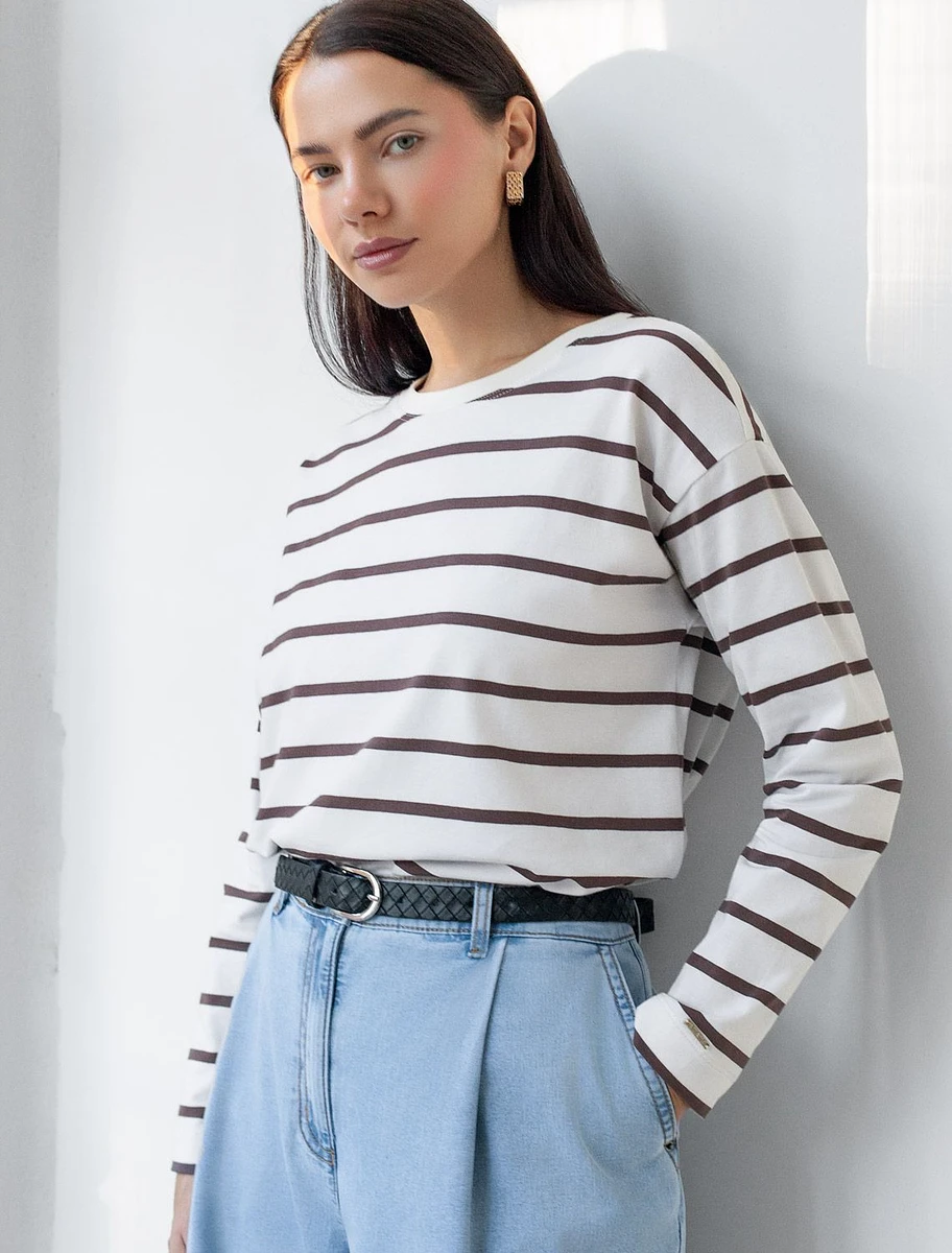 

Джемпер, Белый-кофе