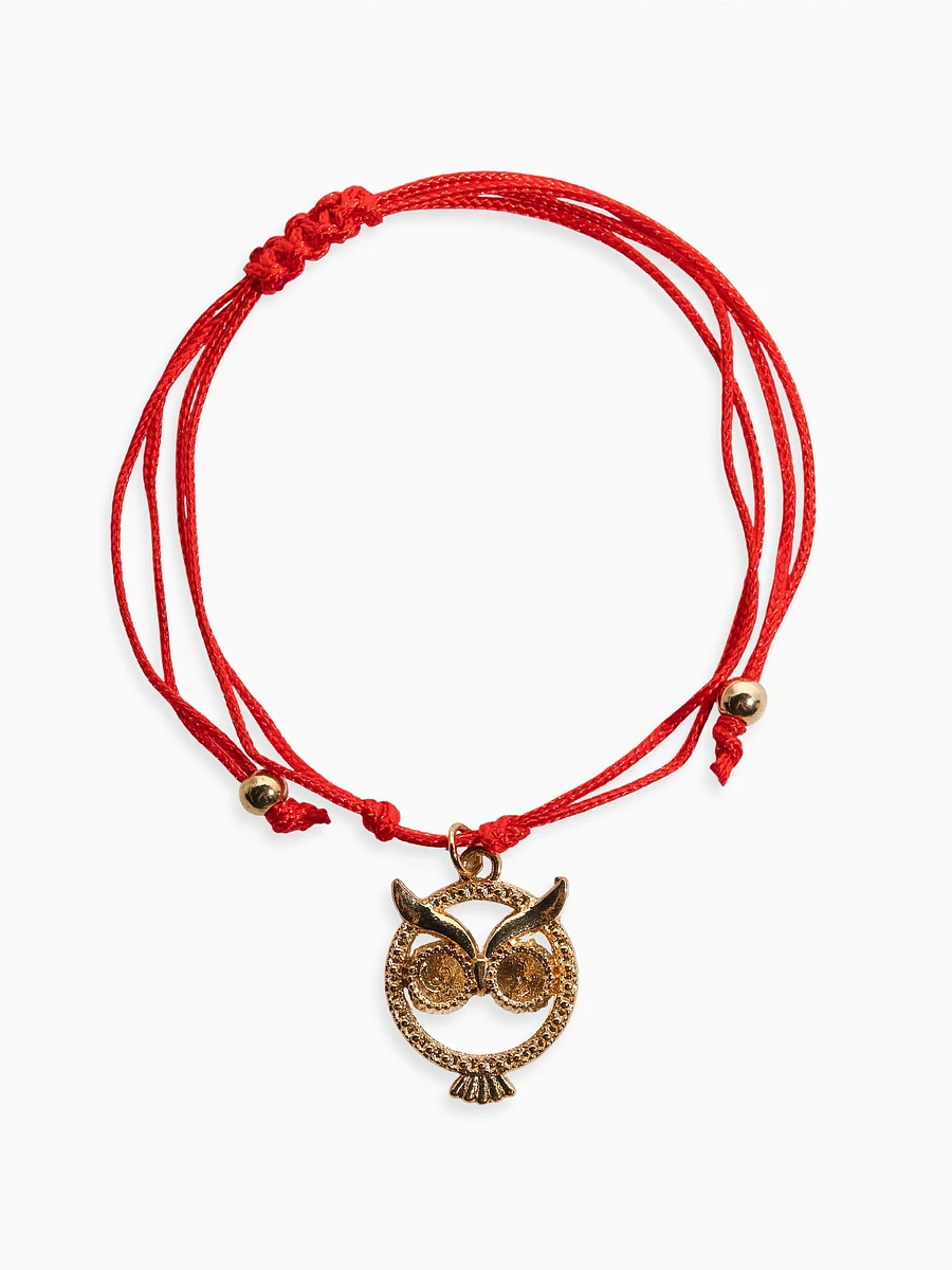 

Браслет-оберег, Красный