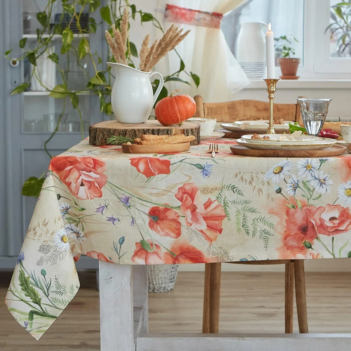 

Скатерть, Красный;бежевый