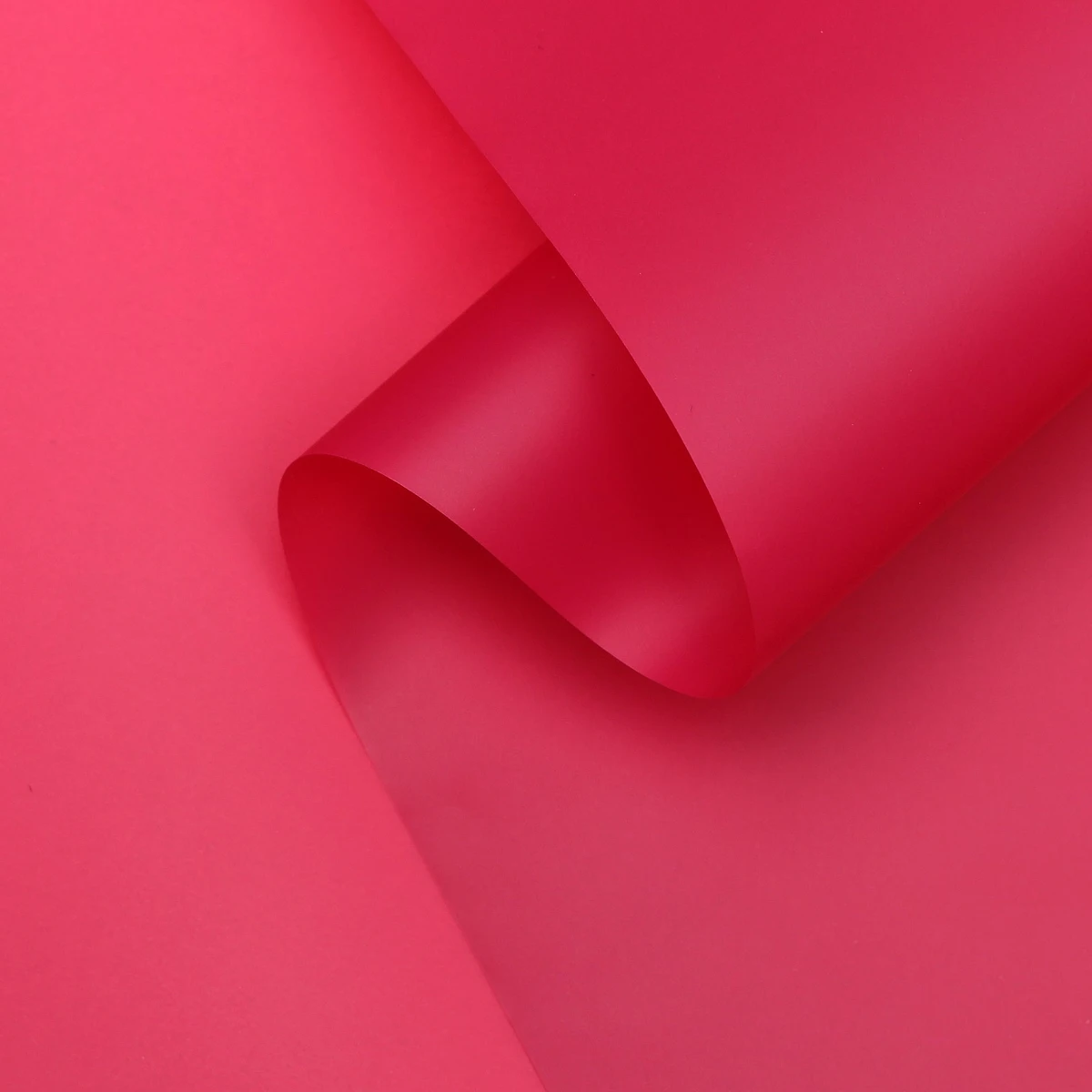 

Пленка для цветов, матовая, глубокий пурпурно - розовый, 0.58×10 м