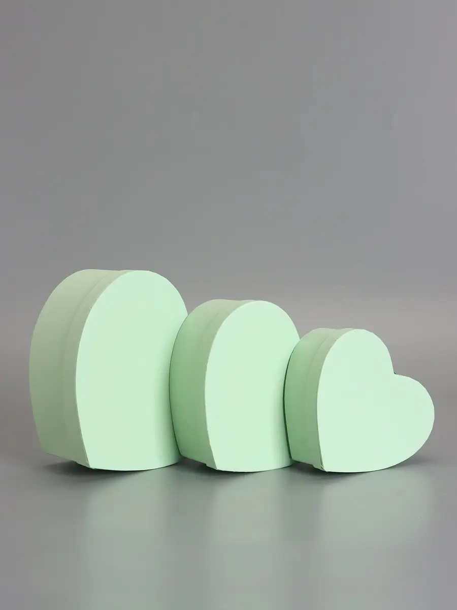 

Набор коробок 3 в 1 сердца 22 х 20 х 9; 18.5 х 17 х 7.5; 16 х 14 х 6 см