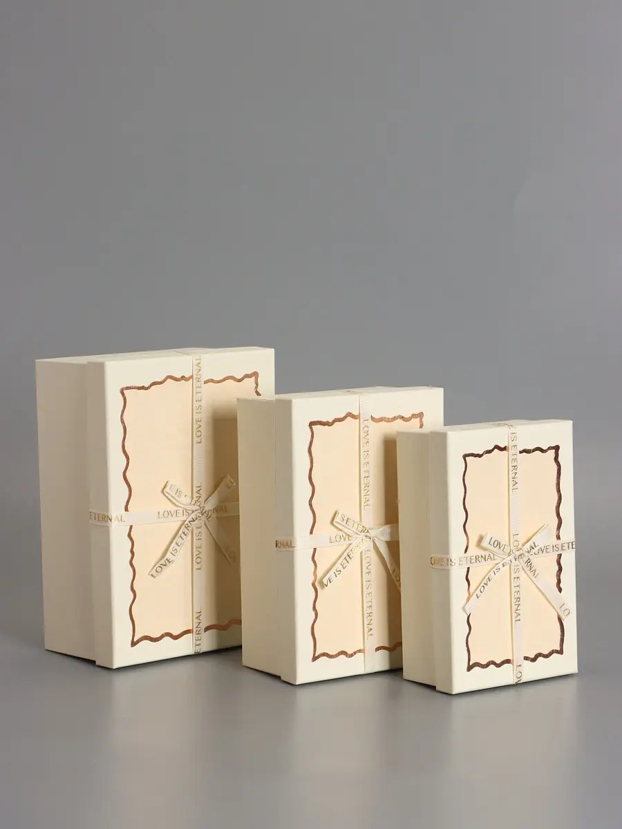 

Набор подарочных коробок 3 в 1 прямоугольные с бантом, крем-брюле, 23×16×9.5; 21×14×8; 19×12×6.5 см, Бежевый