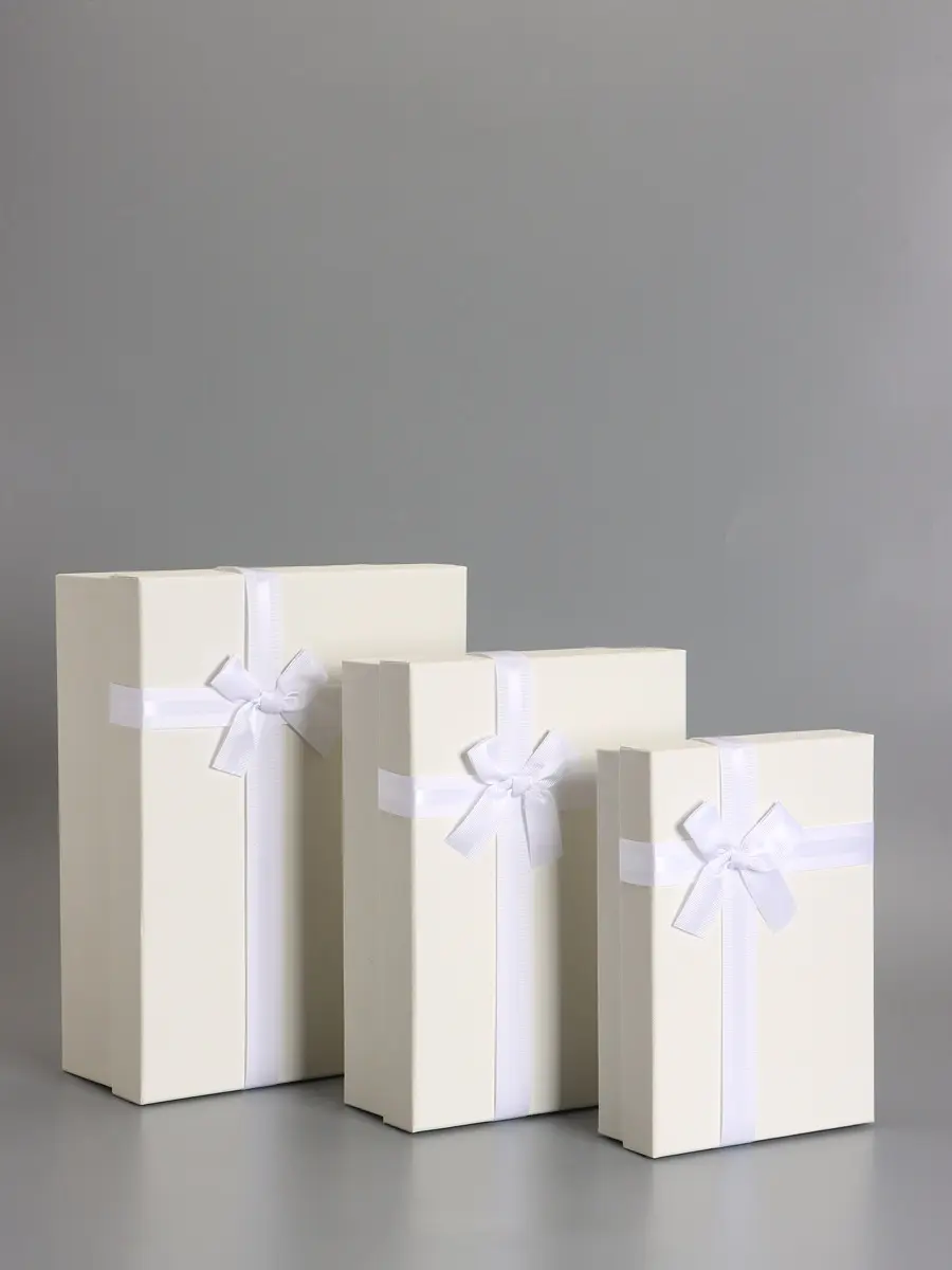 

Набор подарочных коробок 3 в 1, прямоугольные с бантом, молочный, 33.5×25×11.5; 29×21×9; 24.5×17×6.5 см, Белый