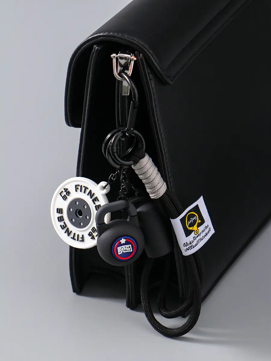 

Брелок для ключей на кольце с карабином