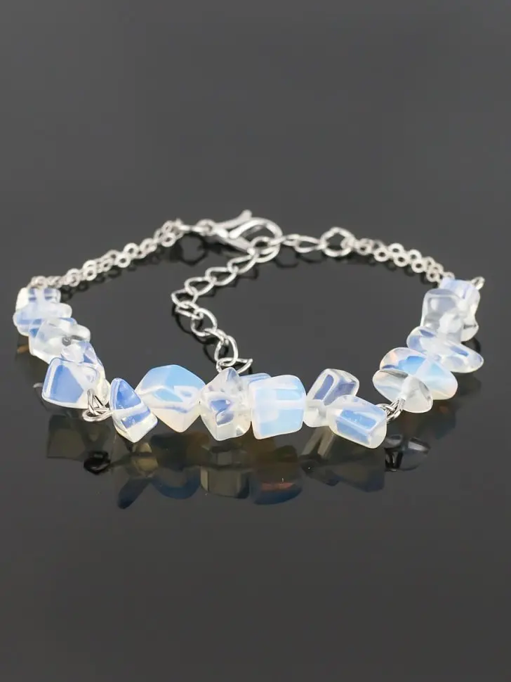 

Браслет камень, Белый