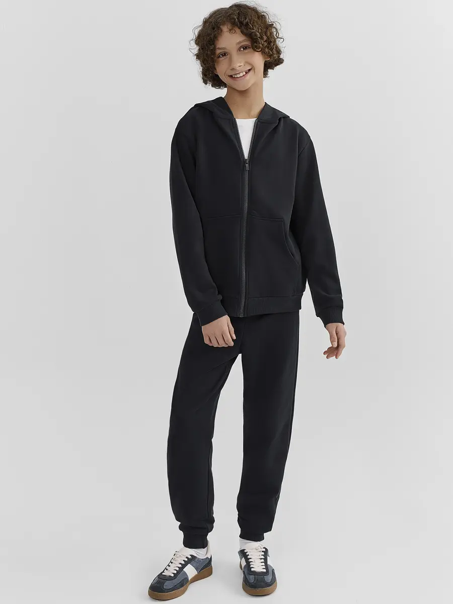 

Комплект для мальчиков (толстовка, брюки), Черный;неви