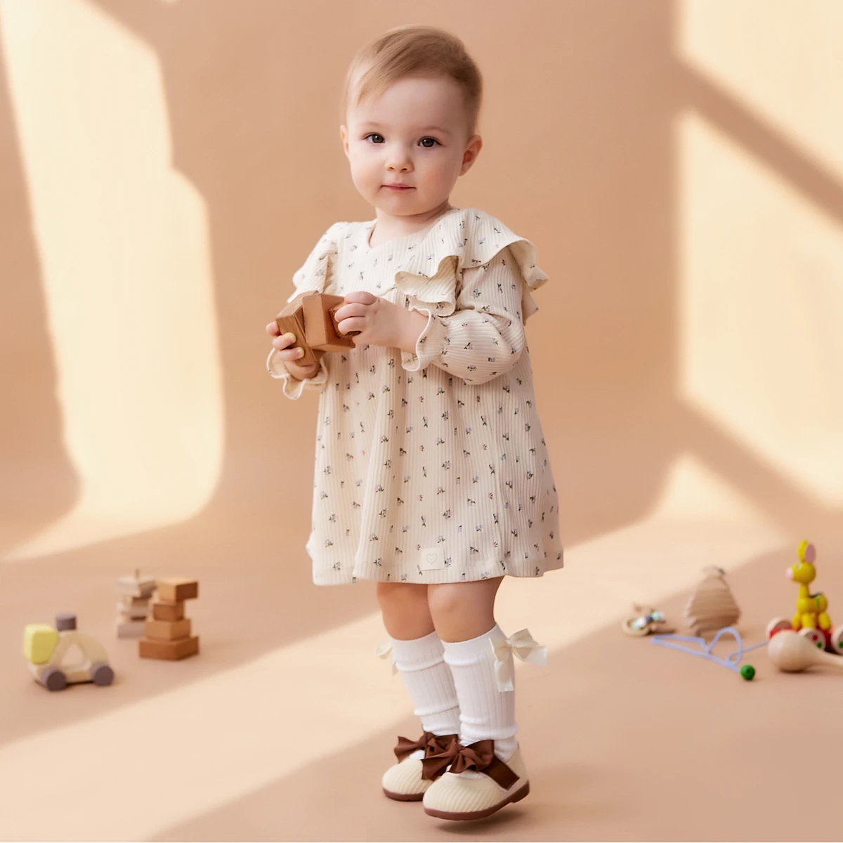 

Платье, Бежевый