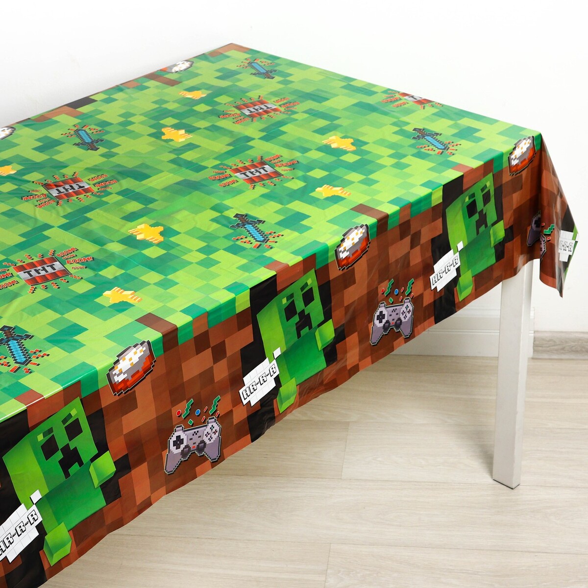 

Скатерть одноразовая праздничная 120×180 см, 35 мкр, Зеленый