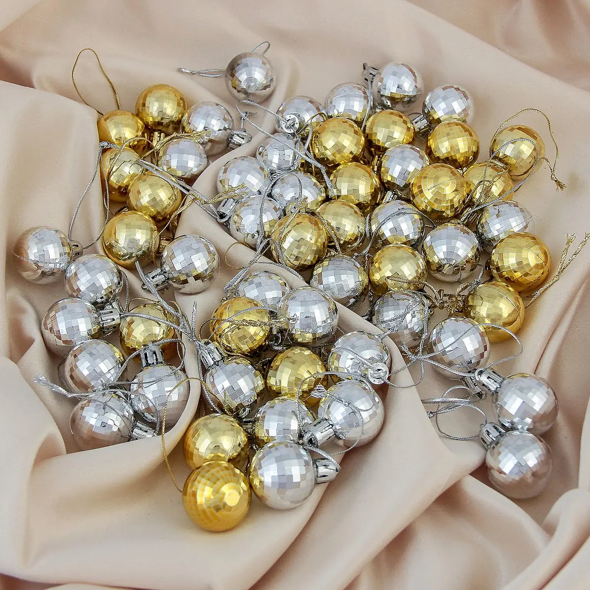 

Ёлочные игрушки, Микс;серебристый;золотистый