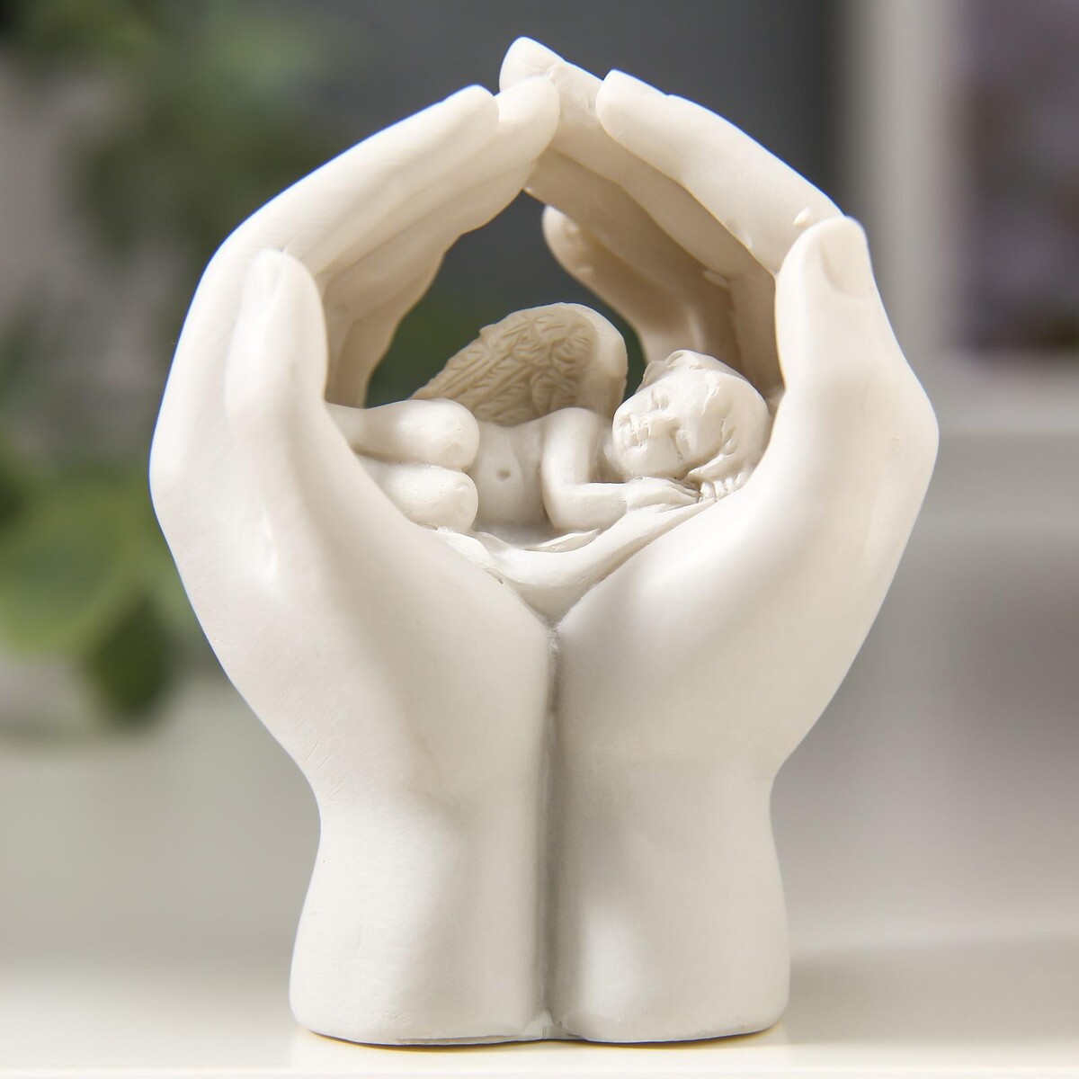 

Фигурка полистоун, Белый