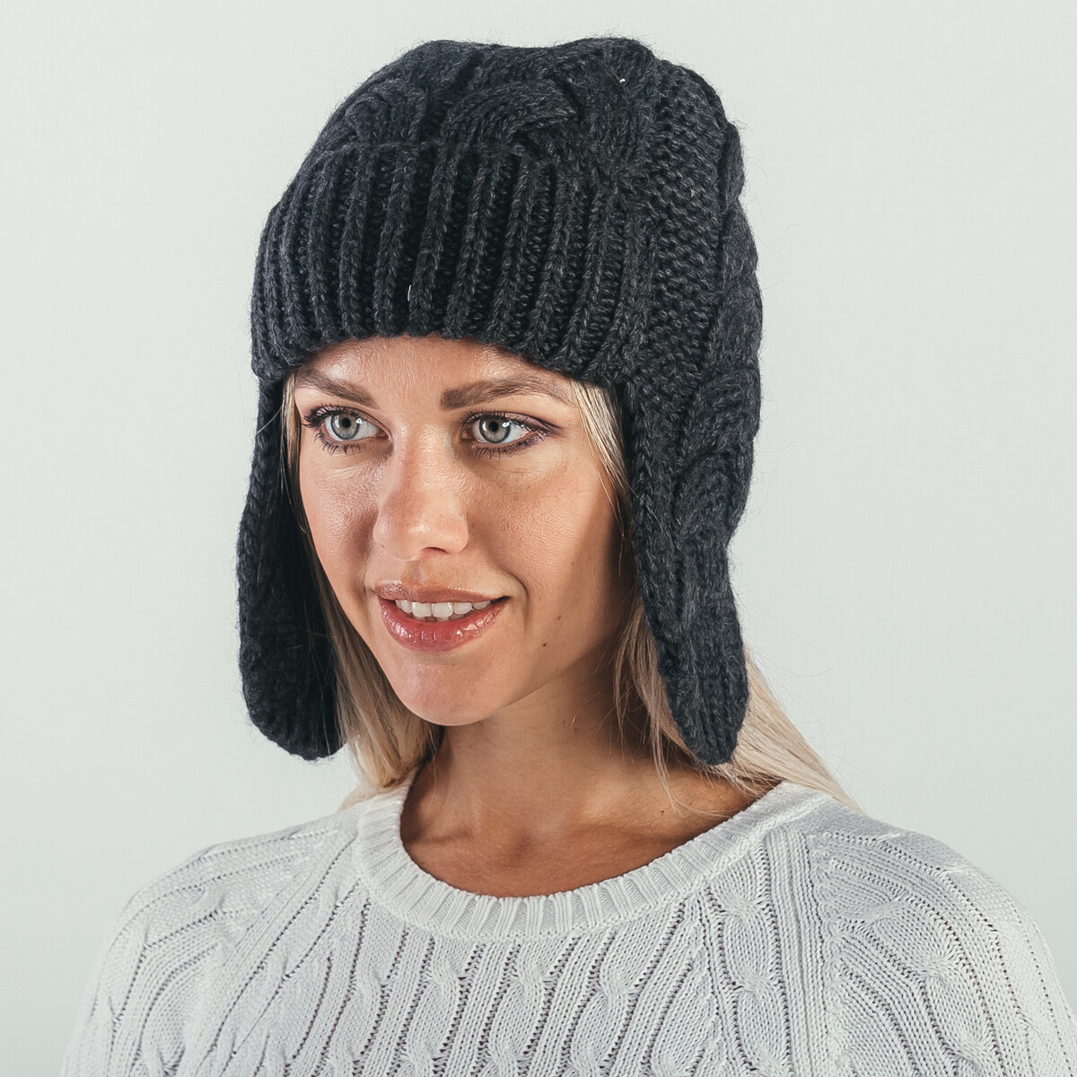 

Шапка ушанка, Серый