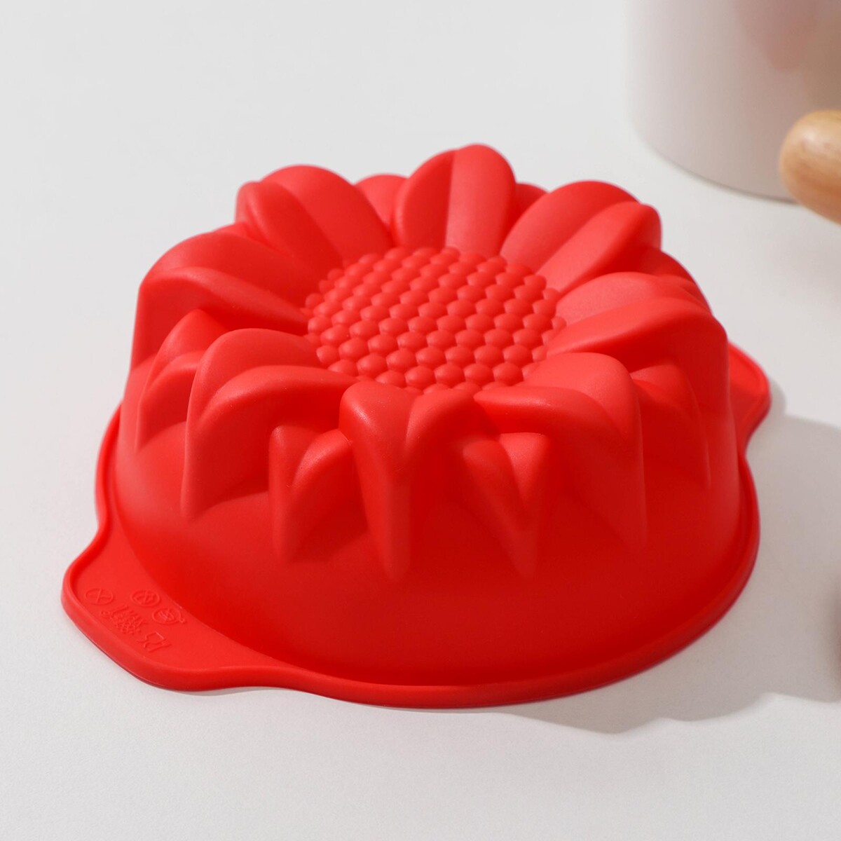 

Форма для выпечки доляна, Красный