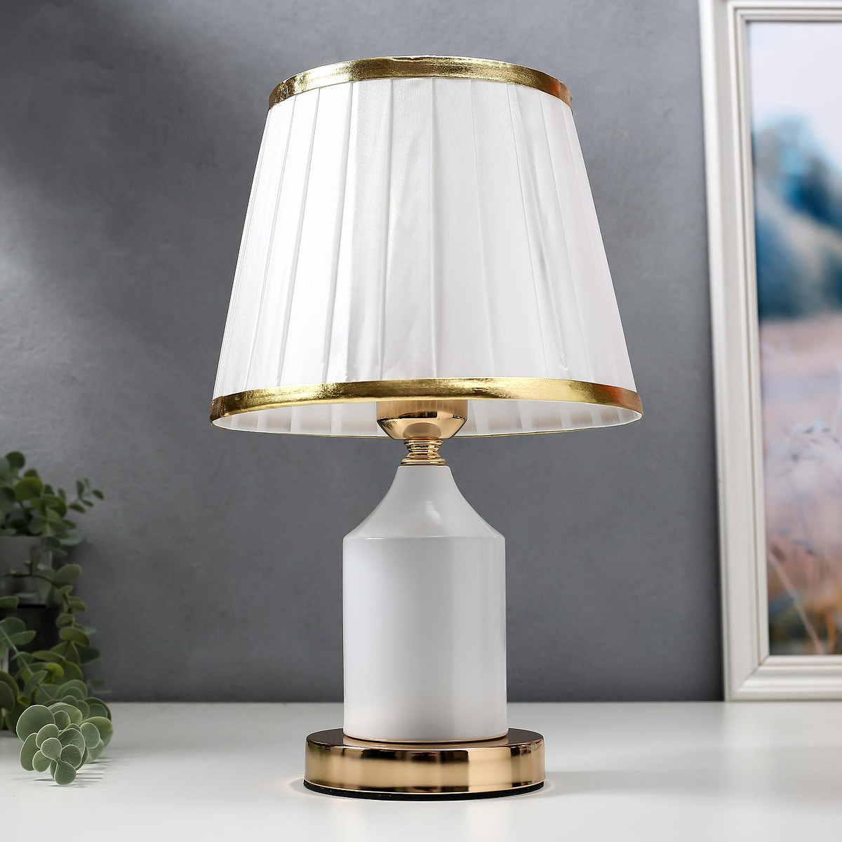 

Лампа настольная 16136/1wt e27 40 вт бело-золотой 21×21×34 см risalux