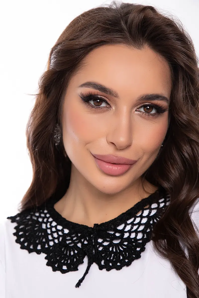 

Воротничок, Черный