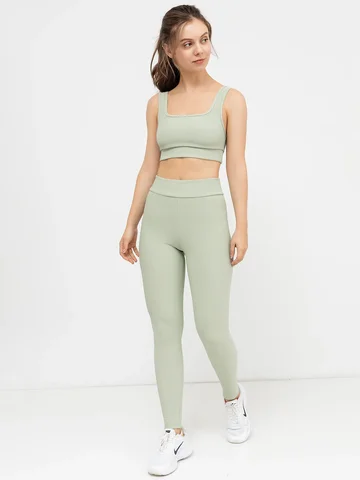 Спортивные легинсы с высокой линией тали