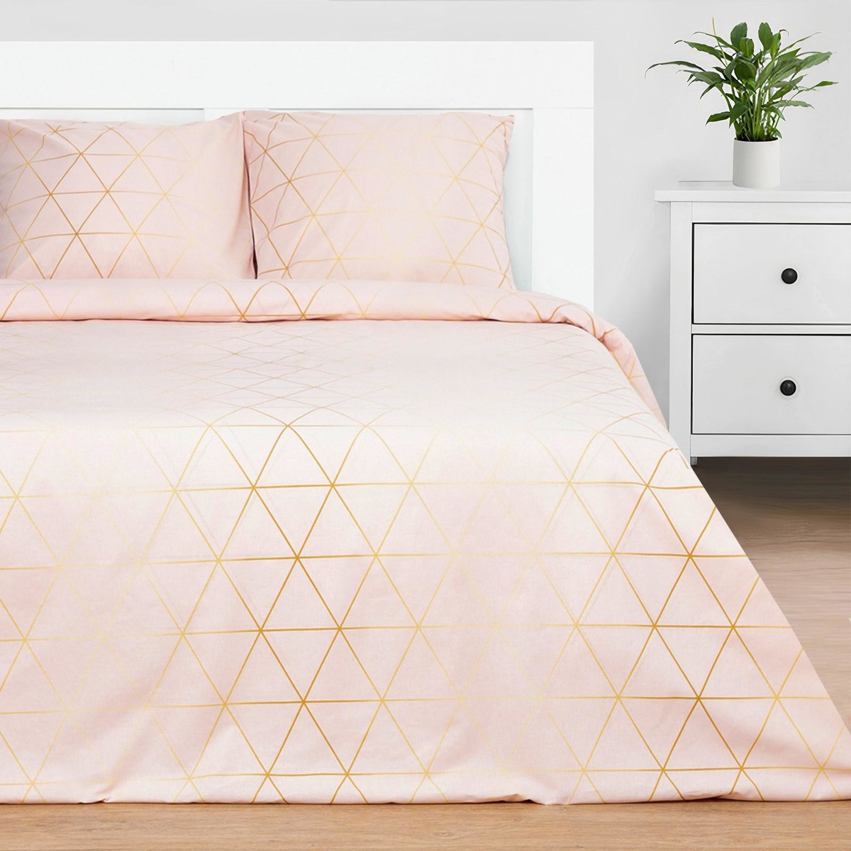 

Постельное белье, Розовый