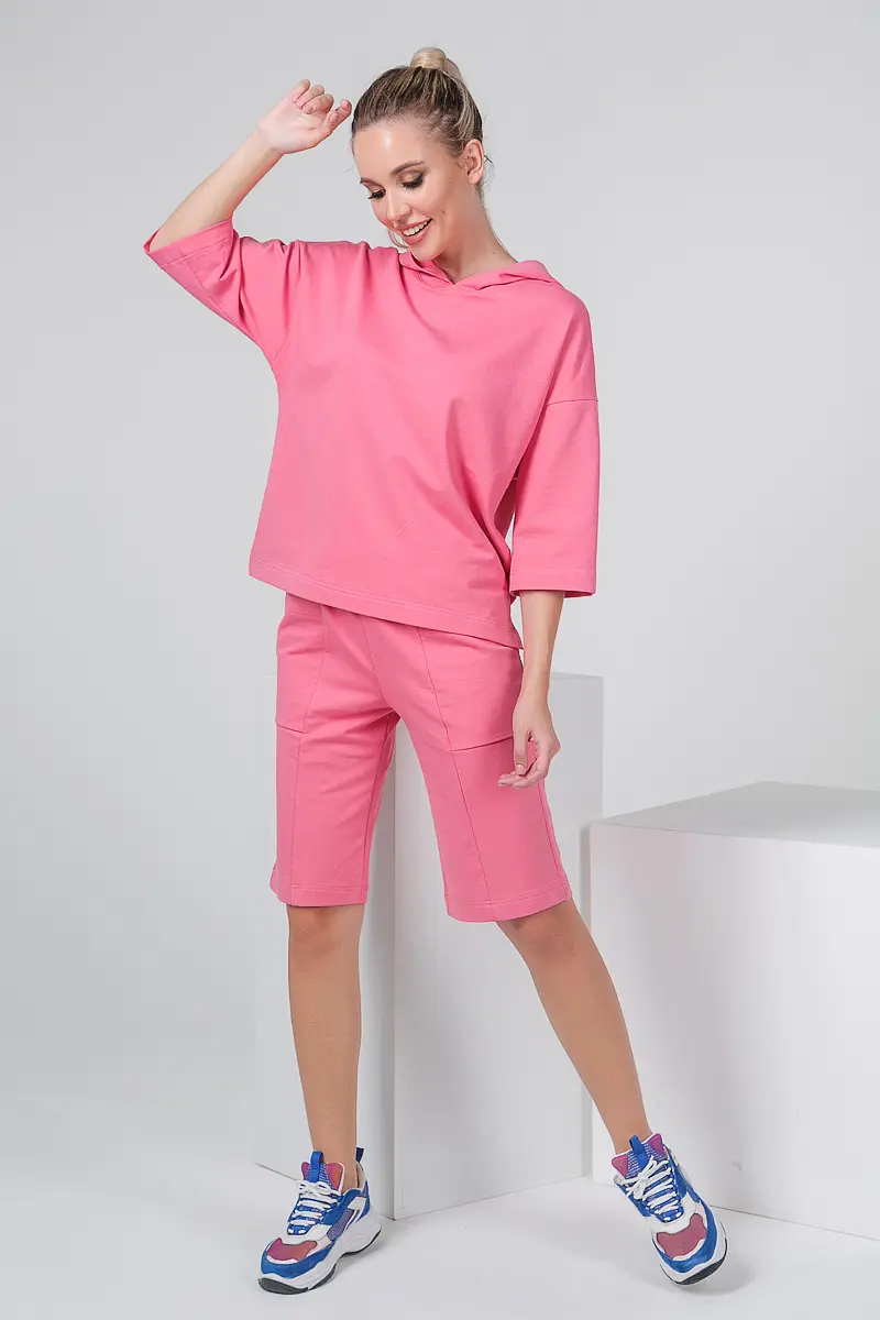 

Костюм, Розовый