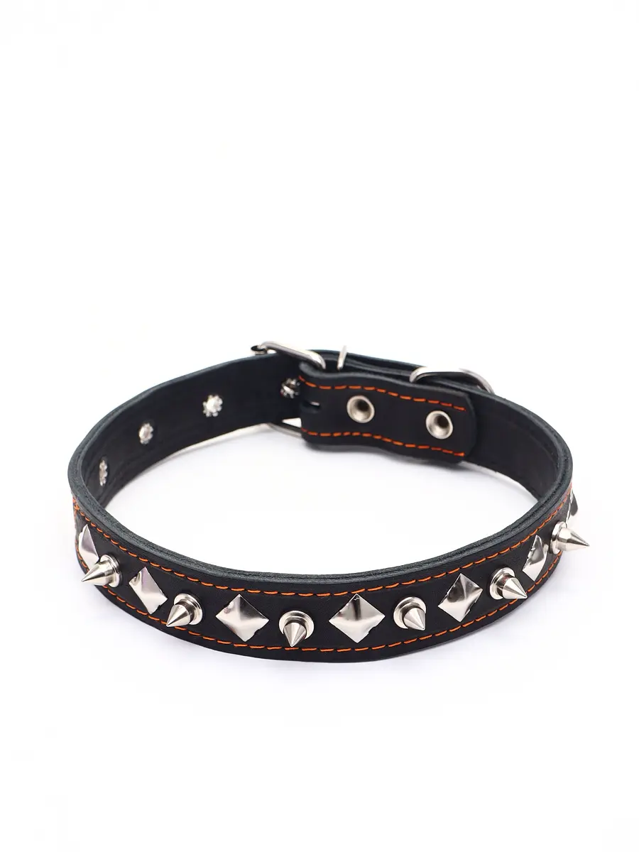 

Ошейник кожаный двухслойный шипованный, 63×3 см, ош 40-55 см, черный