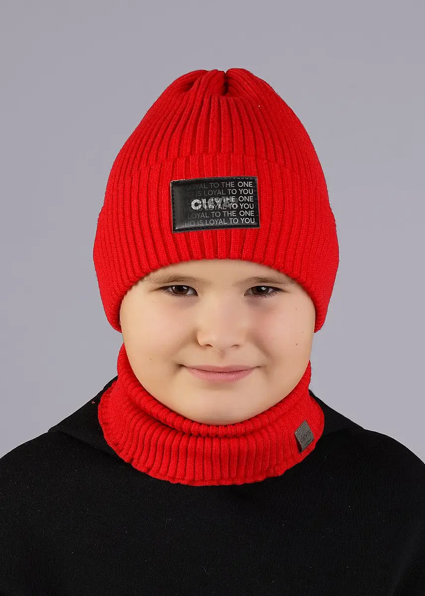 

Шапка, Красный