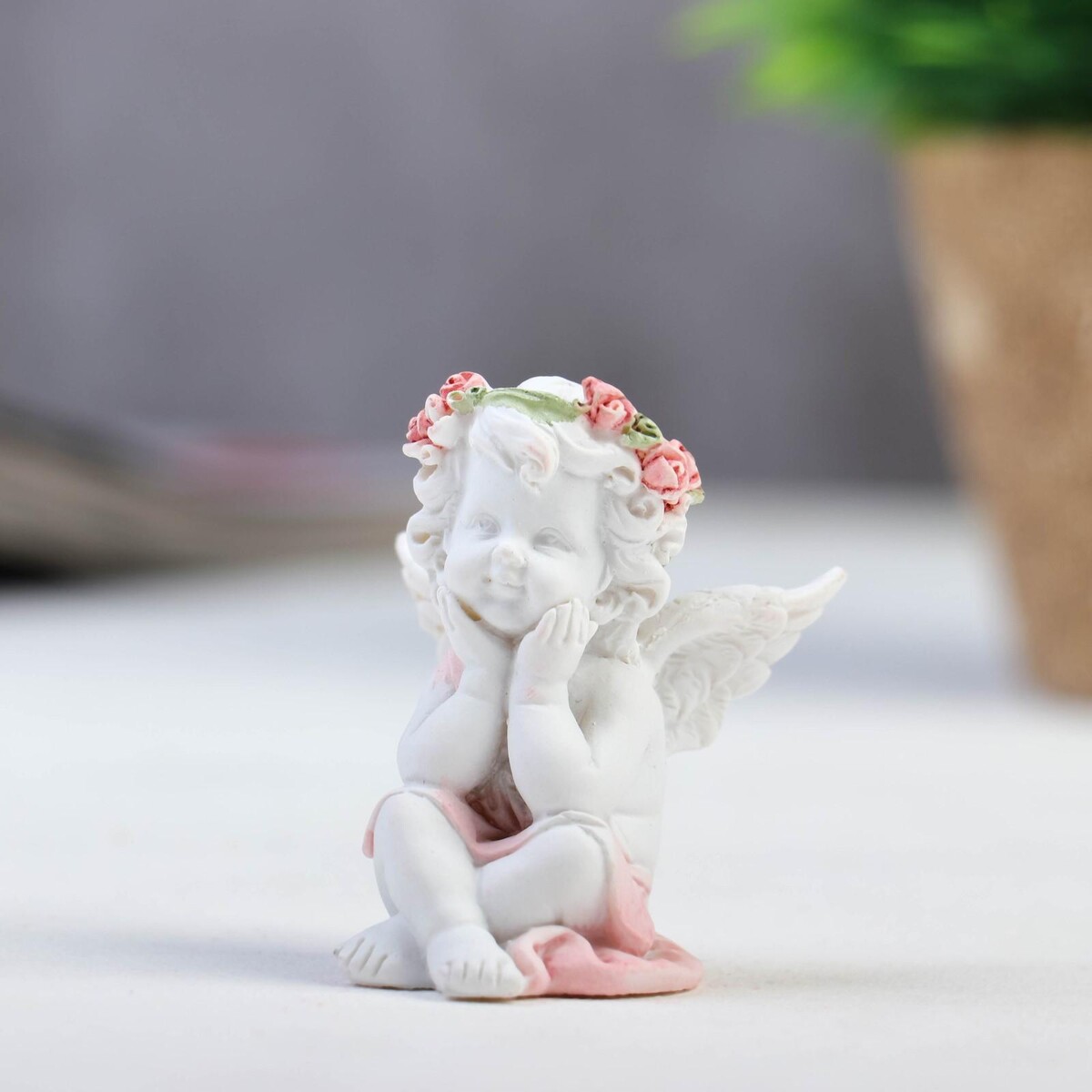 

Сувенир полистоун, Белый