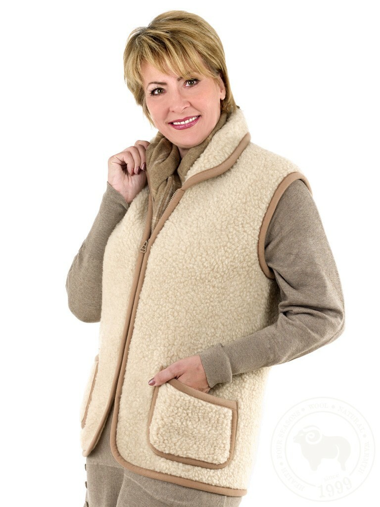 

Жилет, Бежевый