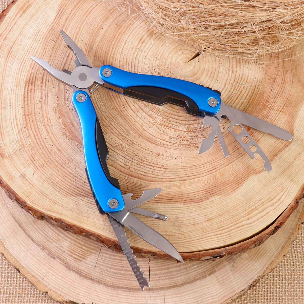 

Мультитул 14в1 с плоскогубцами