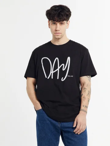 Футболка мужская темно-коричневая с печа